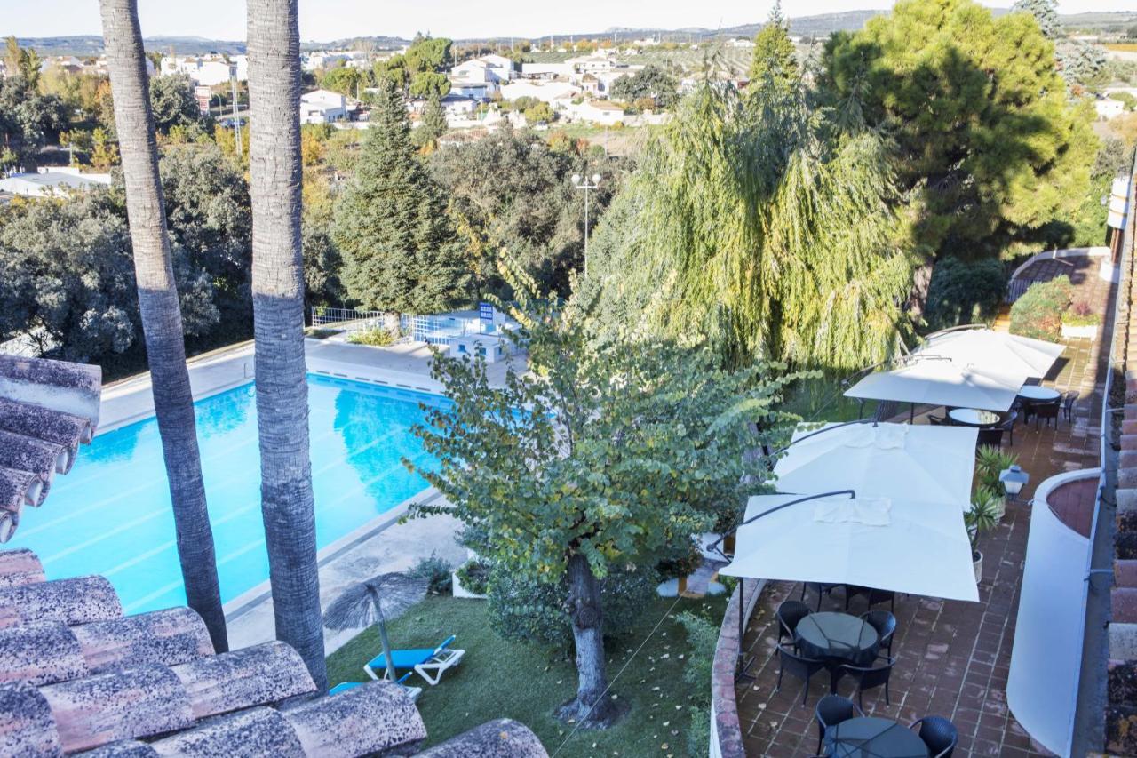 Hotel Tugasa El Almendral Setenil De Las Bodegas Экстерьер фото