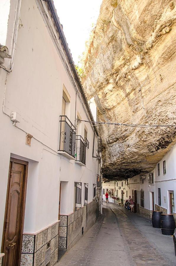 Hotel Tugasa El Almendral Setenil De Las Bodegas Экстерьер фото