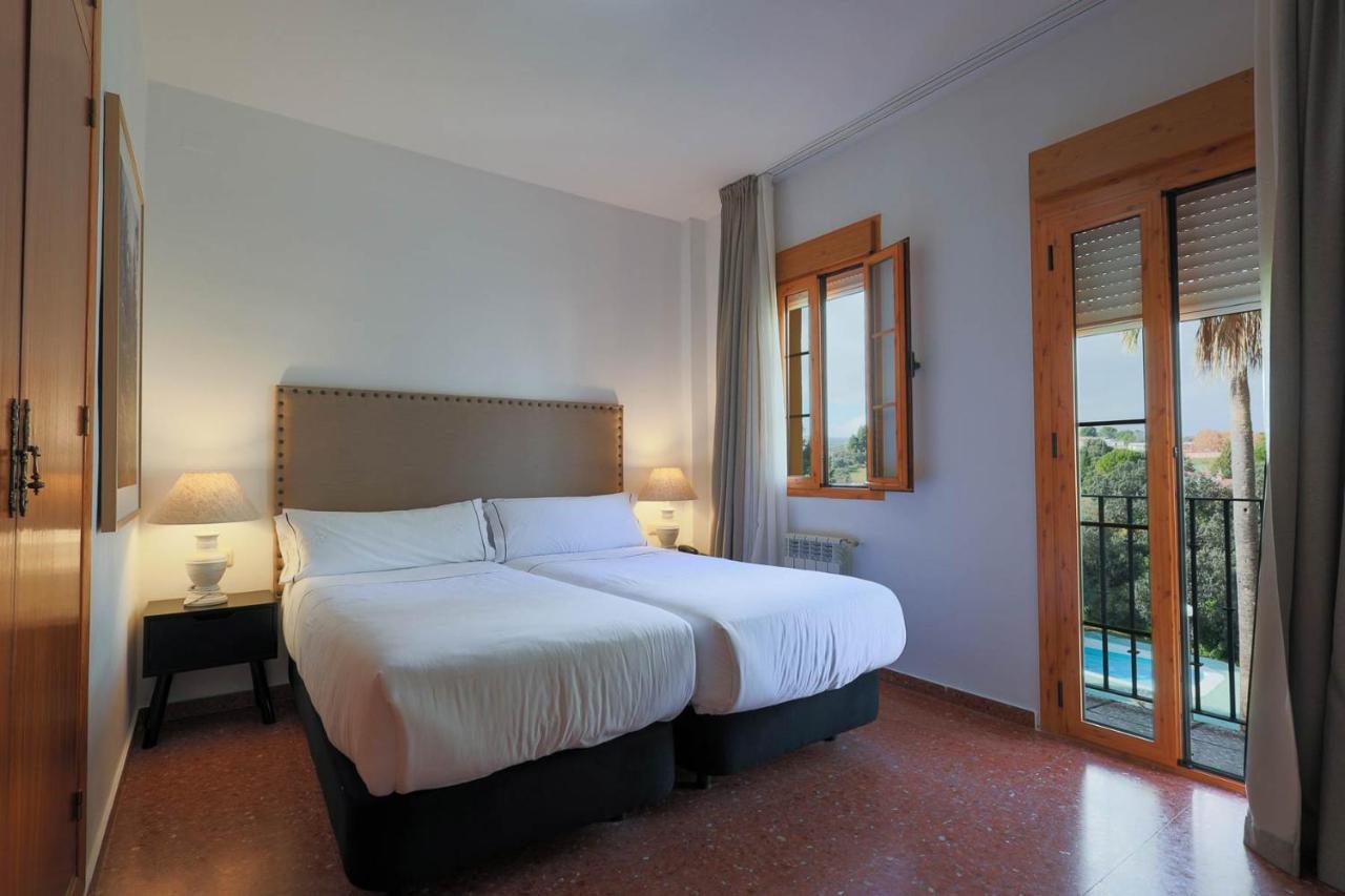 Hotel Tugasa El Almendral Setenil De Las Bodegas Экстерьер фото